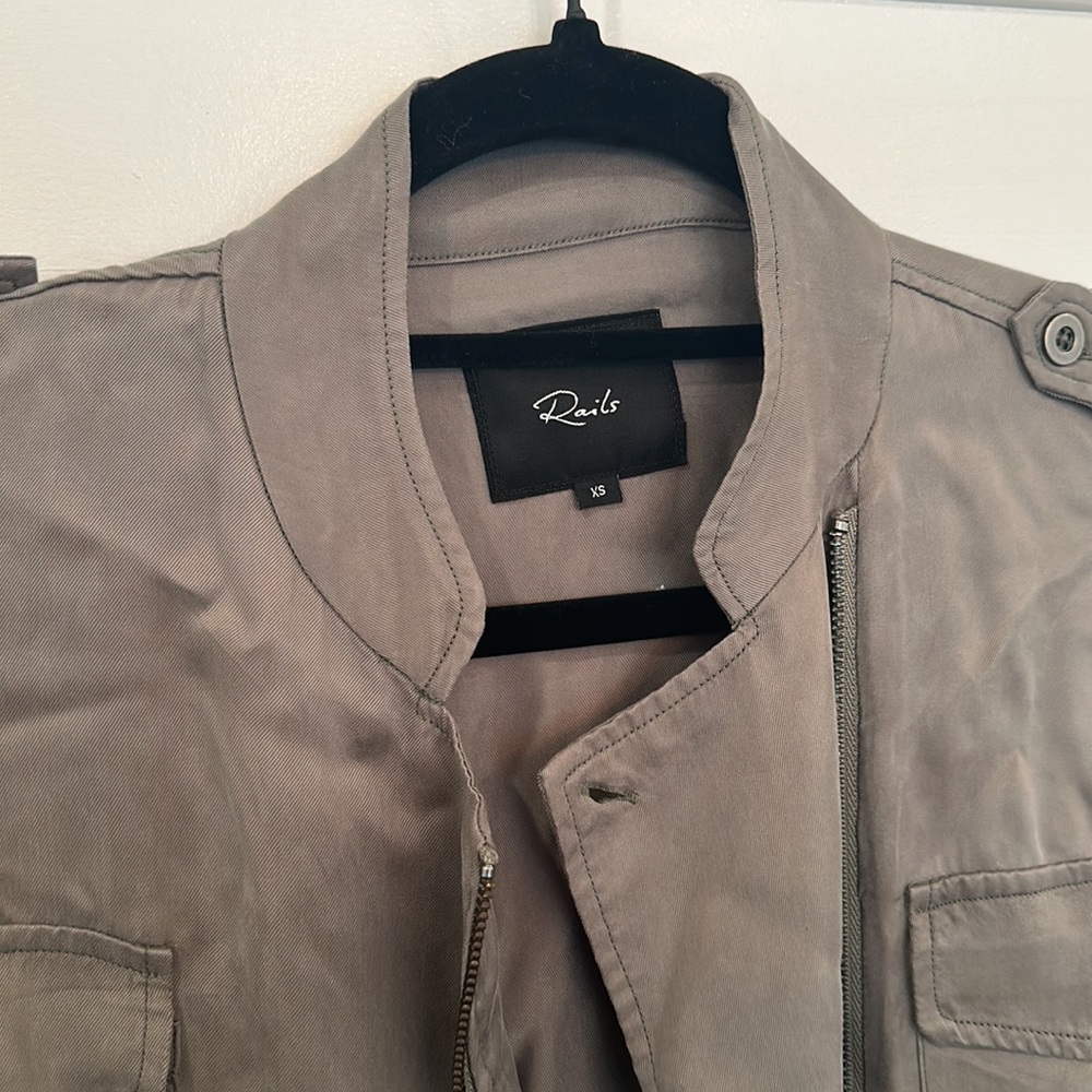 Rails Jacket Super Soft And Light Weight - image 4
